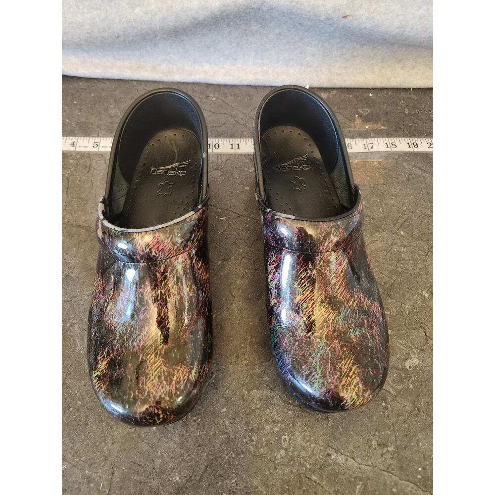 Dansko Clog Women'sā Size 39 Professional Nurse Work Shoes Black Rainbow Accent